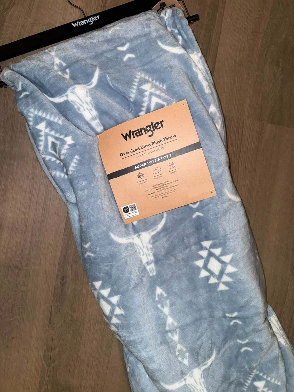 Wrangler Oversized Ultra Plush Throw Blanket Blue Aztec Steer Skull